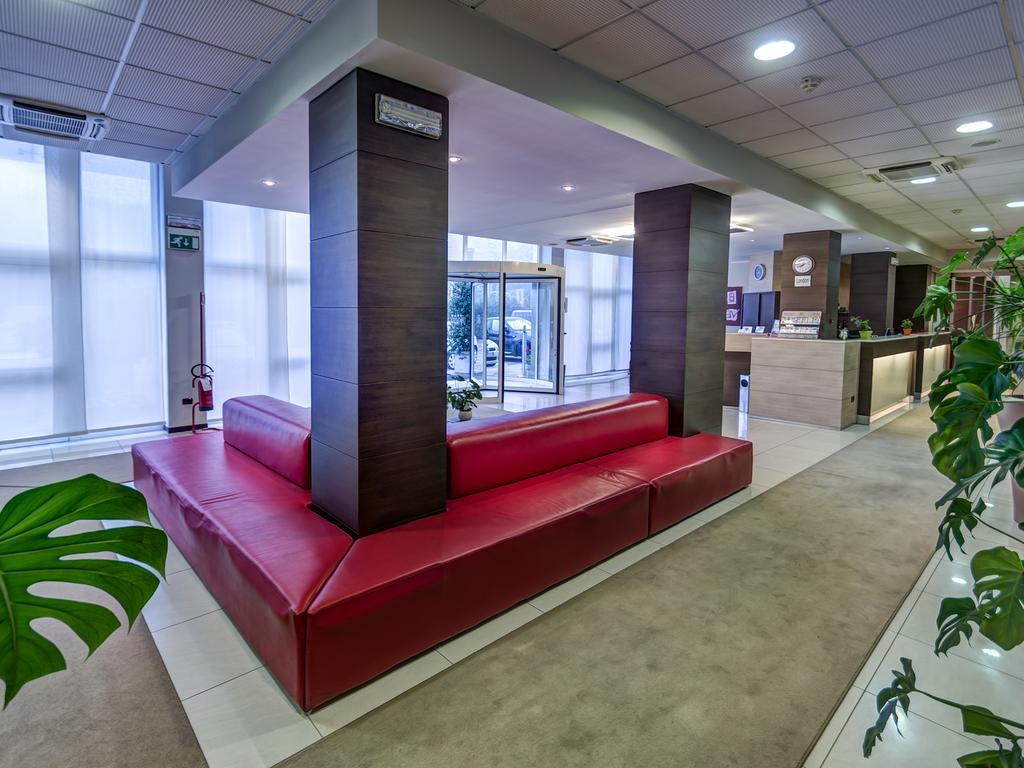 Hotel Capital Rovigo Exterior foto